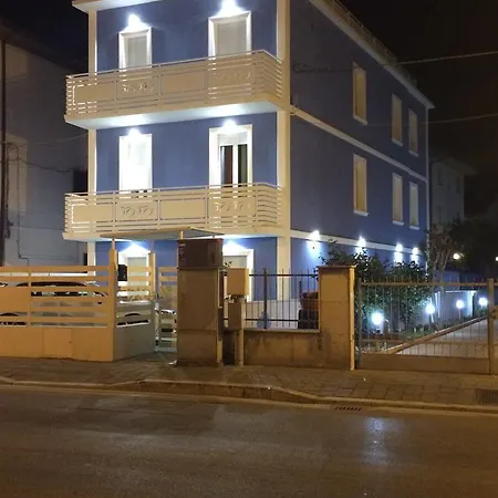 Mimi Oda ve Kahvaltı